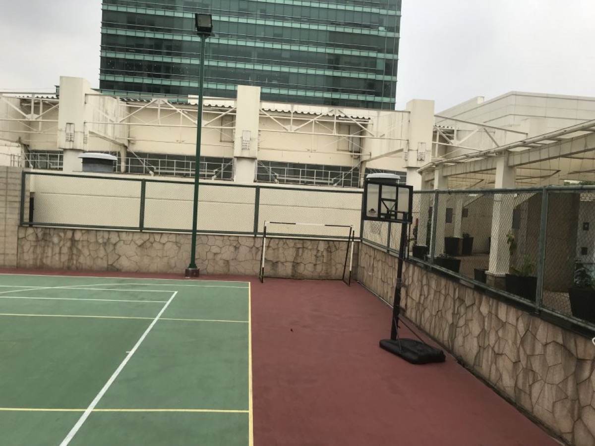 Plaza Senayan 3BR Tower A Lantai 18 - foto 3